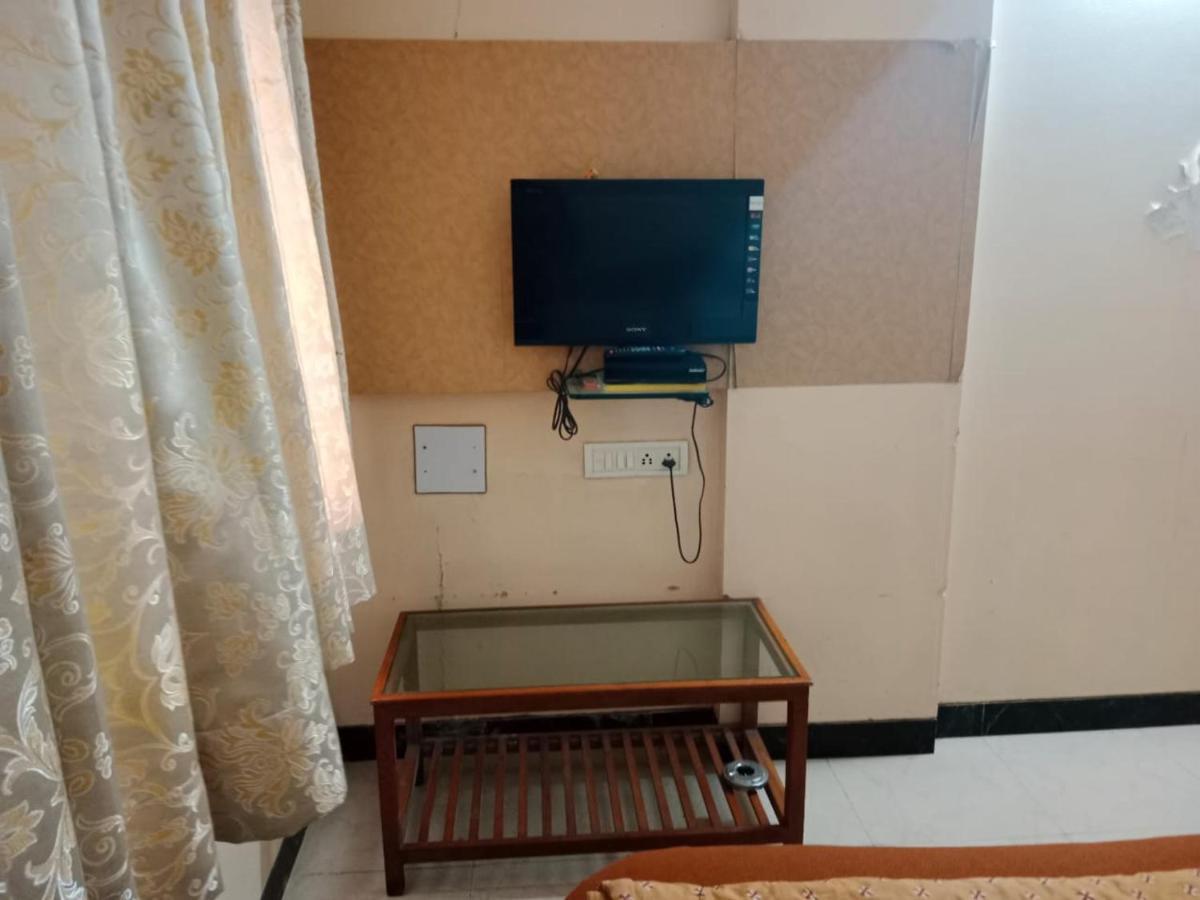 Hotel Pooja International Nashik Extérieur photo