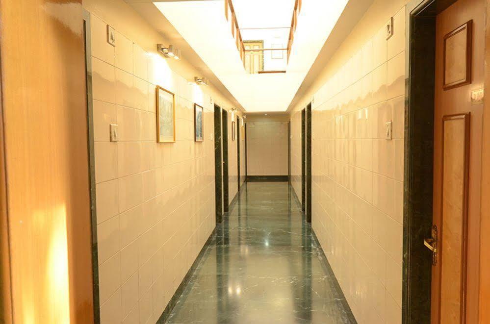 Hotel Pooja International Nashik Extérieur photo